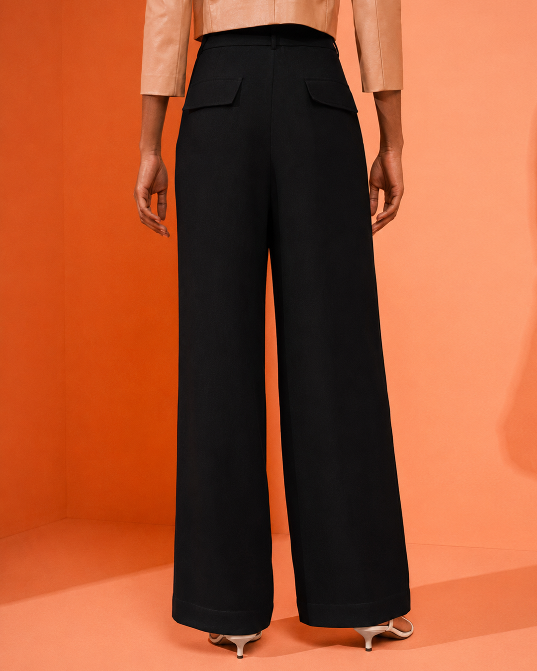 CALÇA CLÁSSICA MADRE REINA SEDA PRETO