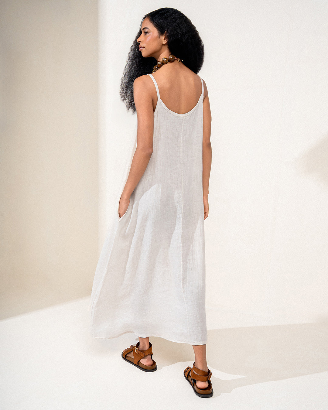 VESTIDO CECÍLIA MADRE REINA LINHO CREMA