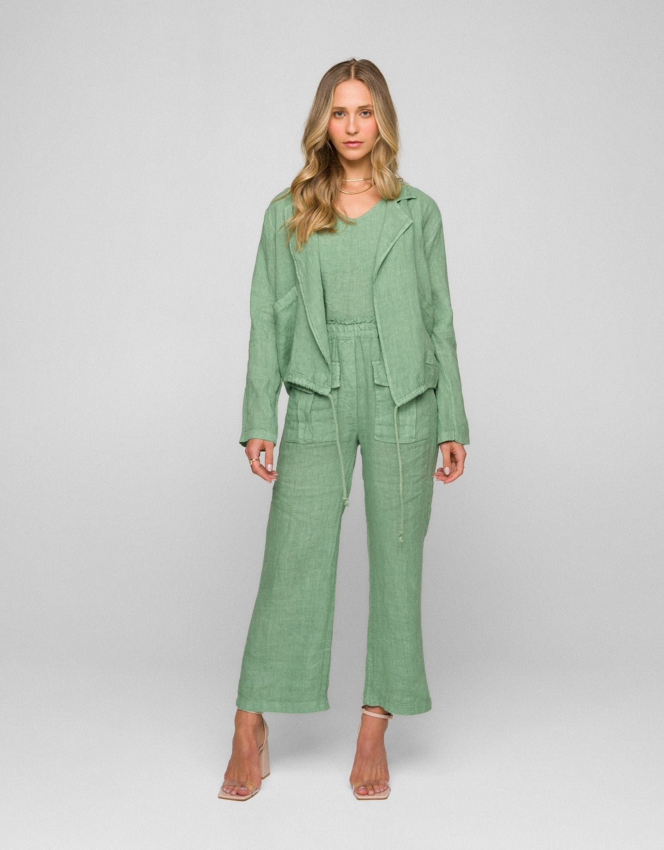 BLAZER EDUARDA MADRE REINA LINHO VERDE MENTA