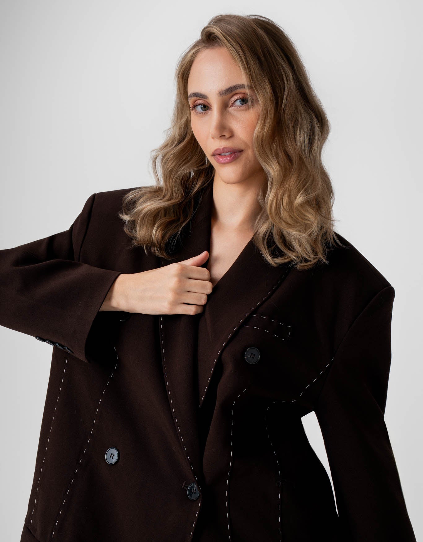 BLAZER IASMIN MADRE REINA CAFÉ
