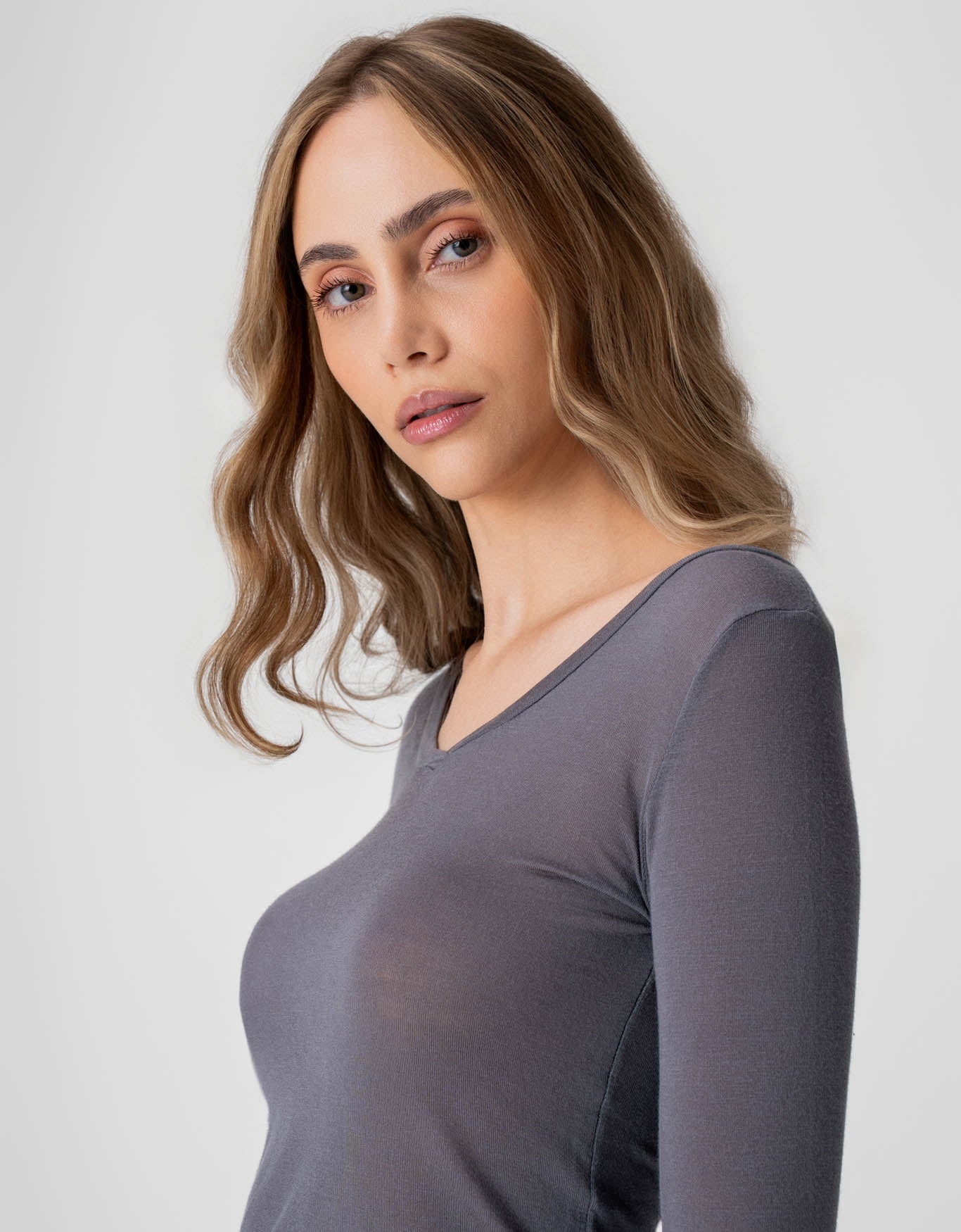 BLUSA NAT MADRE REINA MODAL CASHMERE CINZA ESTANHO
