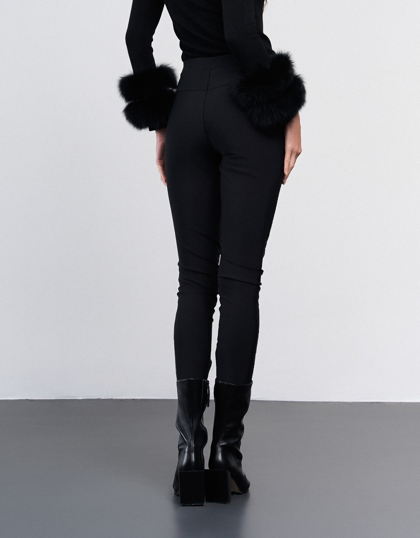 CALÇA PYTHON COM MALHA MADRE REINA PYTHON PRETO