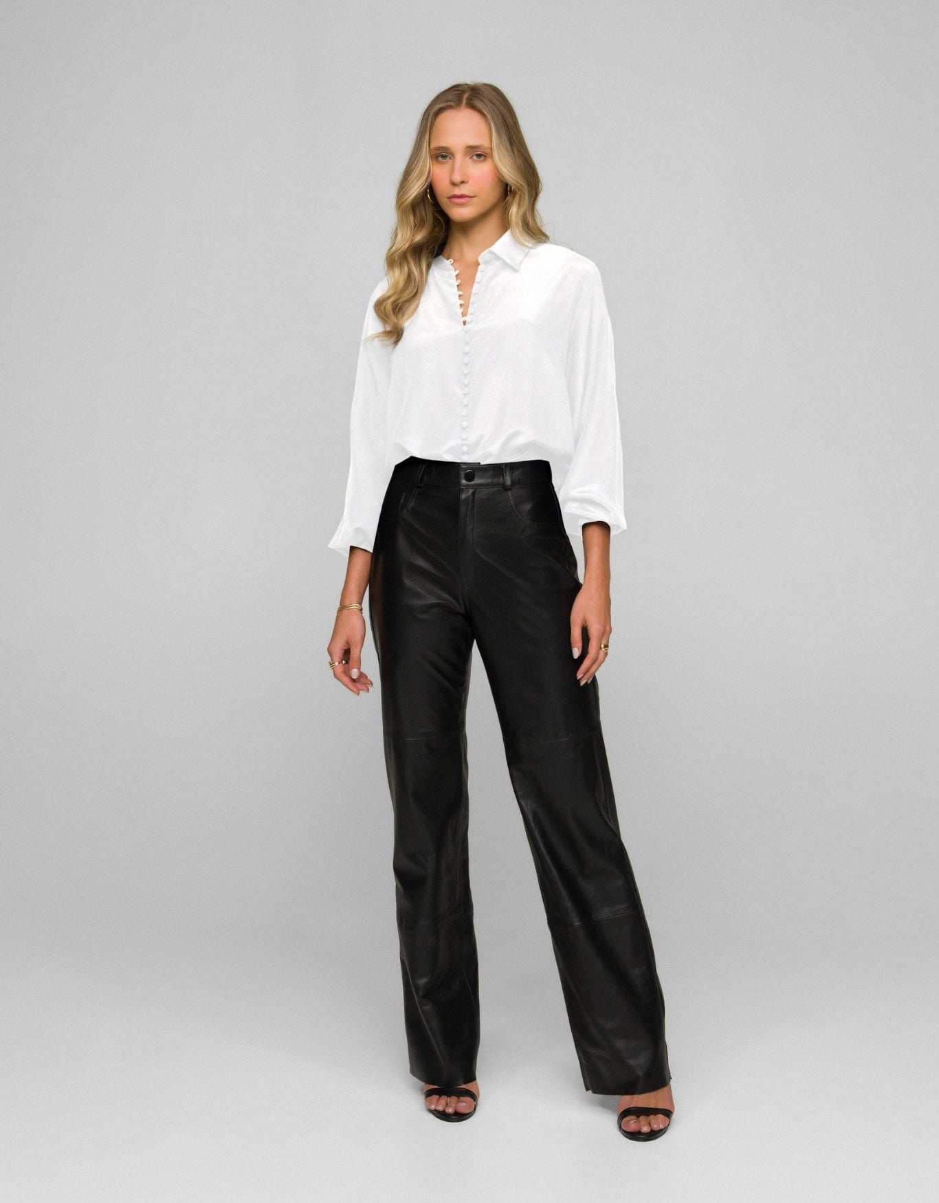 CAMISA MEGAN MADRE REINA SEDA OFF WHITE