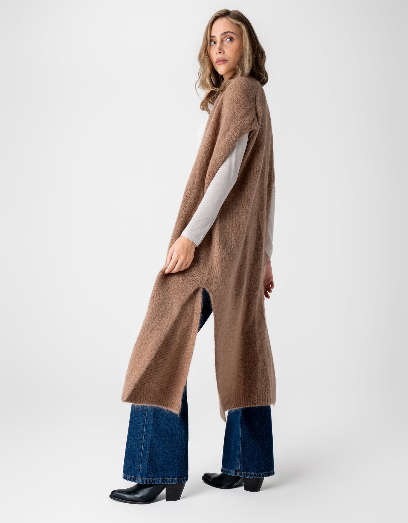 CARDIGAN LONGO HELO MADRE REINA TRICOT CAMEL