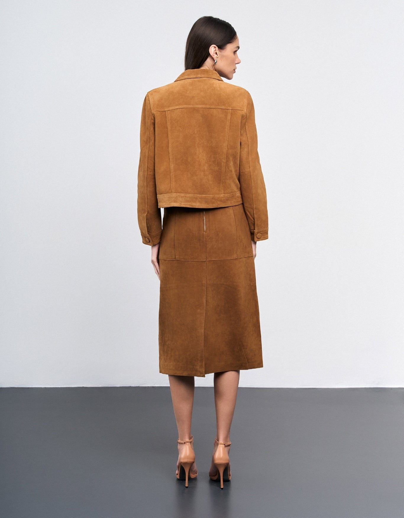 JAQUETA VALEN MADRE REINA COURO CAMEL