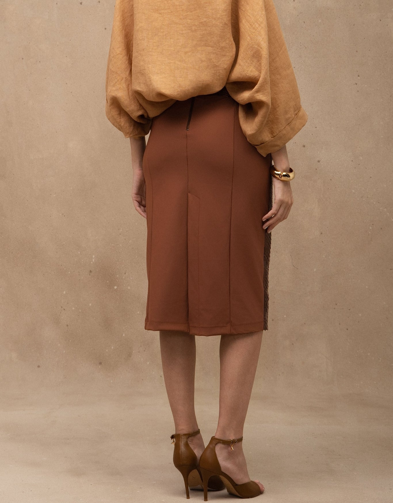 SAIA MADRE REINA PYTHON COM MALHA CARAMELO