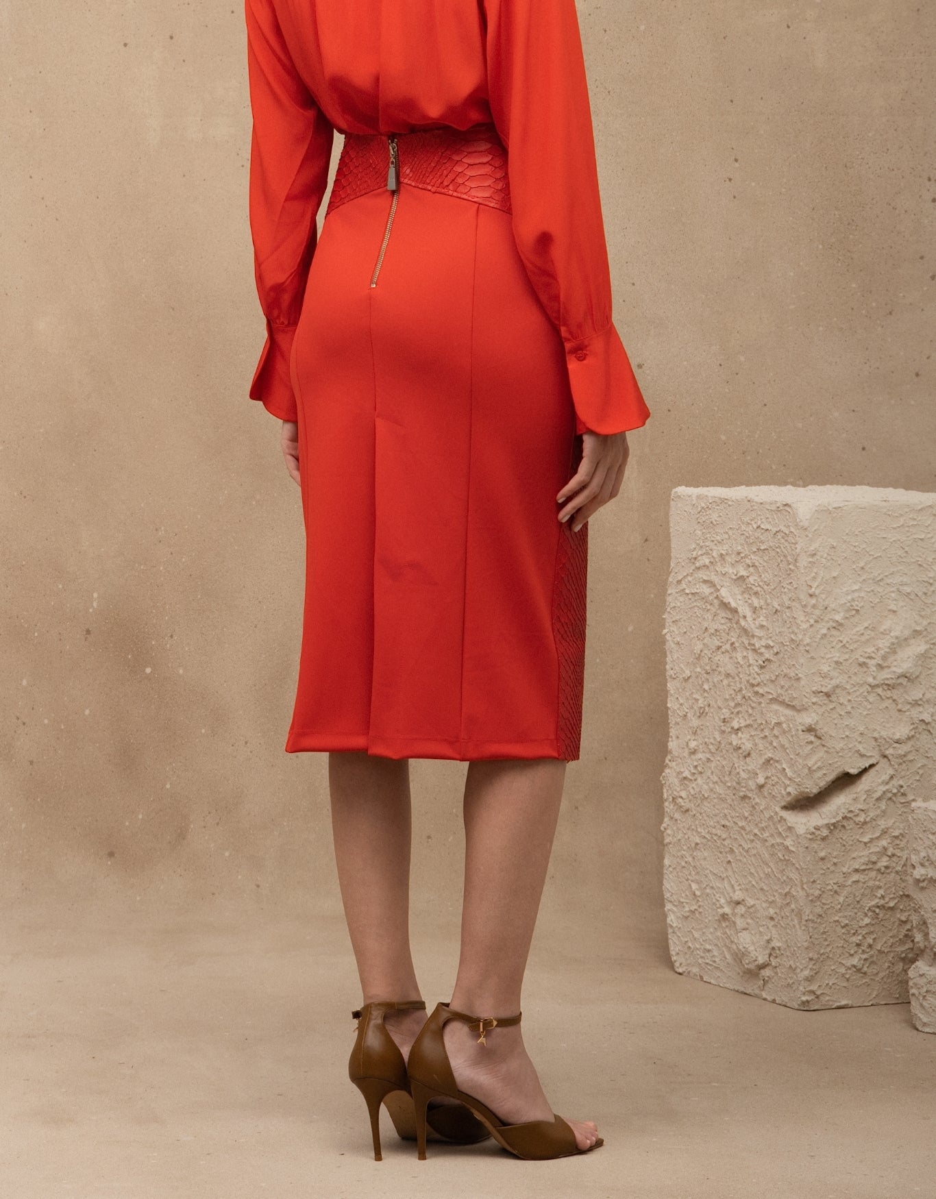 SAIA MADRE REINA PYTHON COM MALHA VERMELHO TOMATE