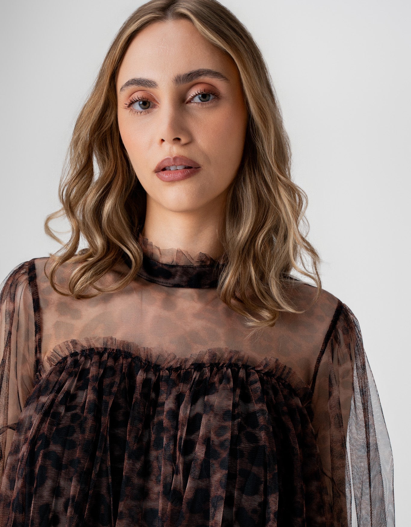 VESTIDO MAIRA MADRE REINA ONCA