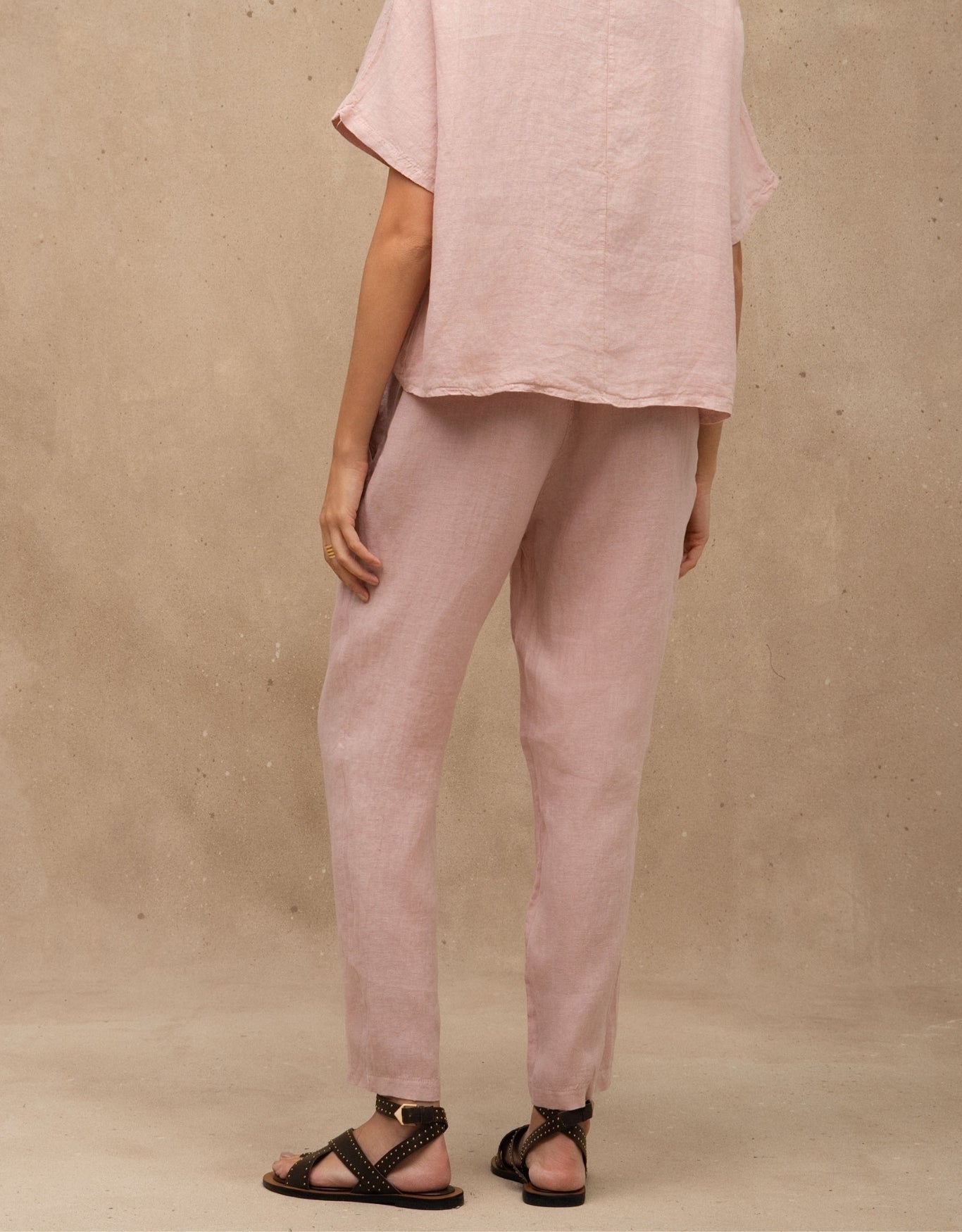 CALÇA EDUARDA MADRE REINA LINHO ROSA PÓ