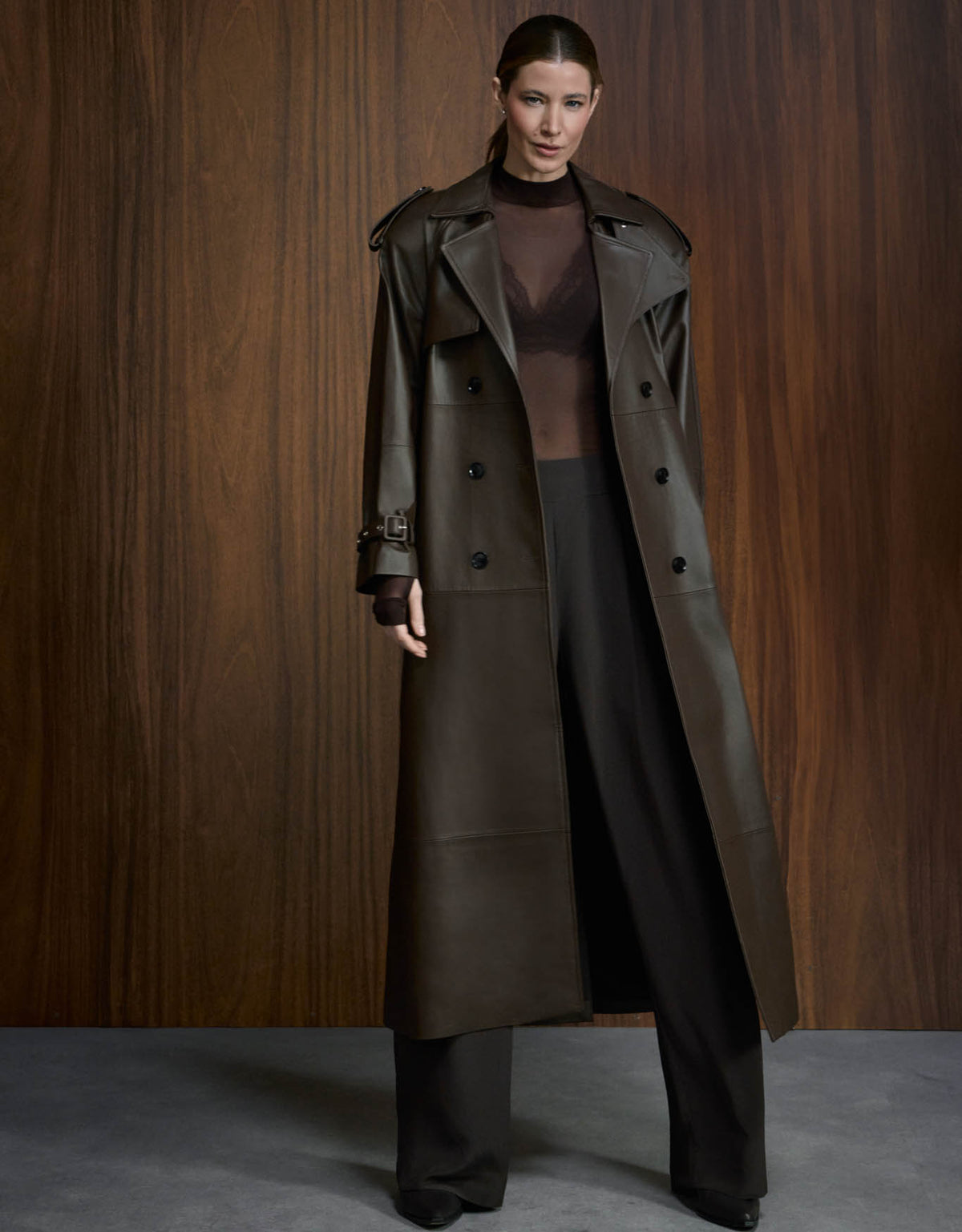 CALÇA MELINA MADRE REINA SEDA MADEIRA