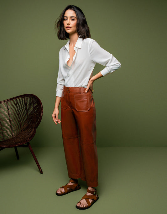 CALÇA MARIA CAPRI MADRE REINA COURO COCADA