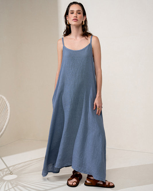 VESTIDO CECÍLIA MADRE REINA LINHO AZUL SERENO