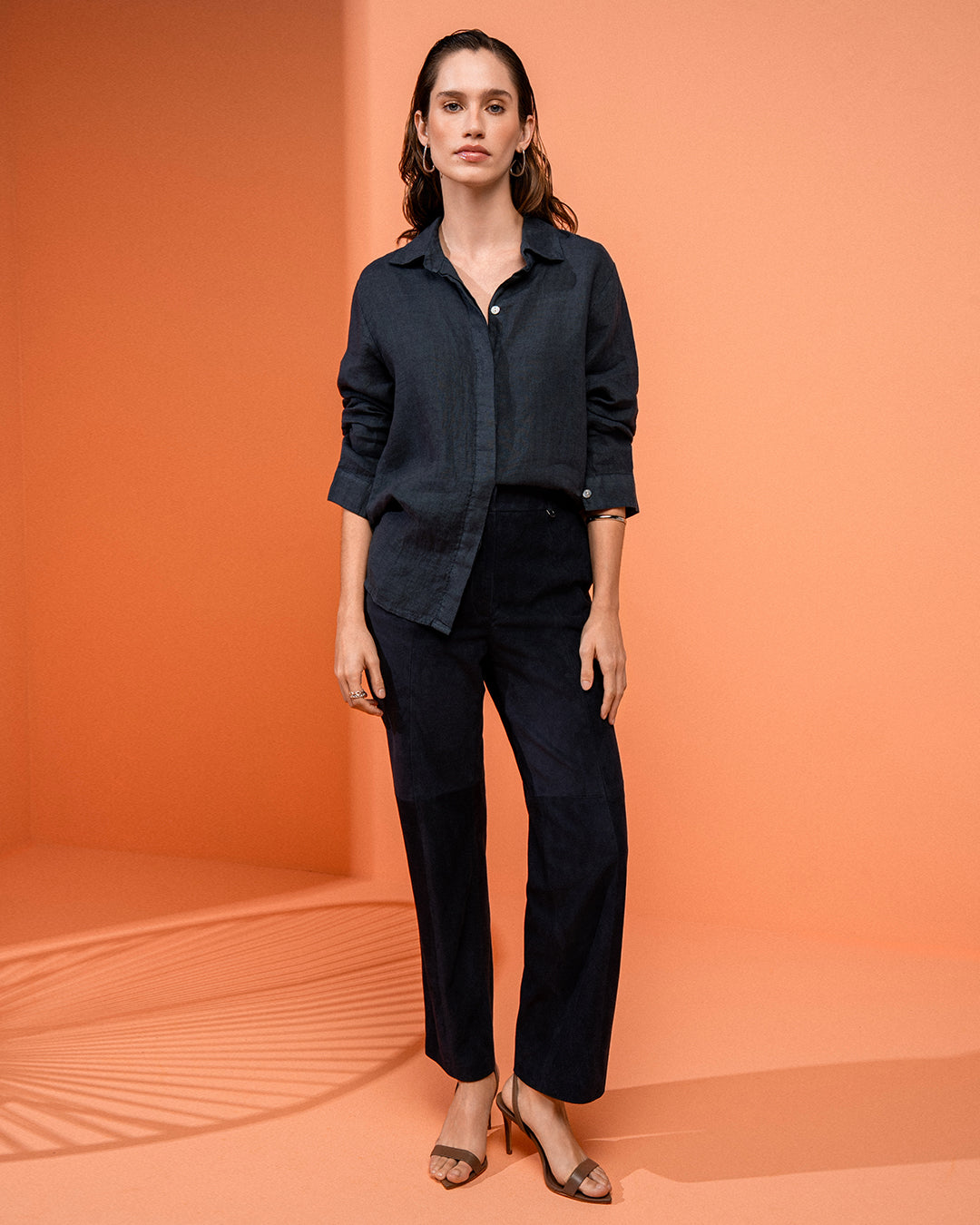 CAMISA CLASSIC MADRE REINA LINHO AZUL MARINE