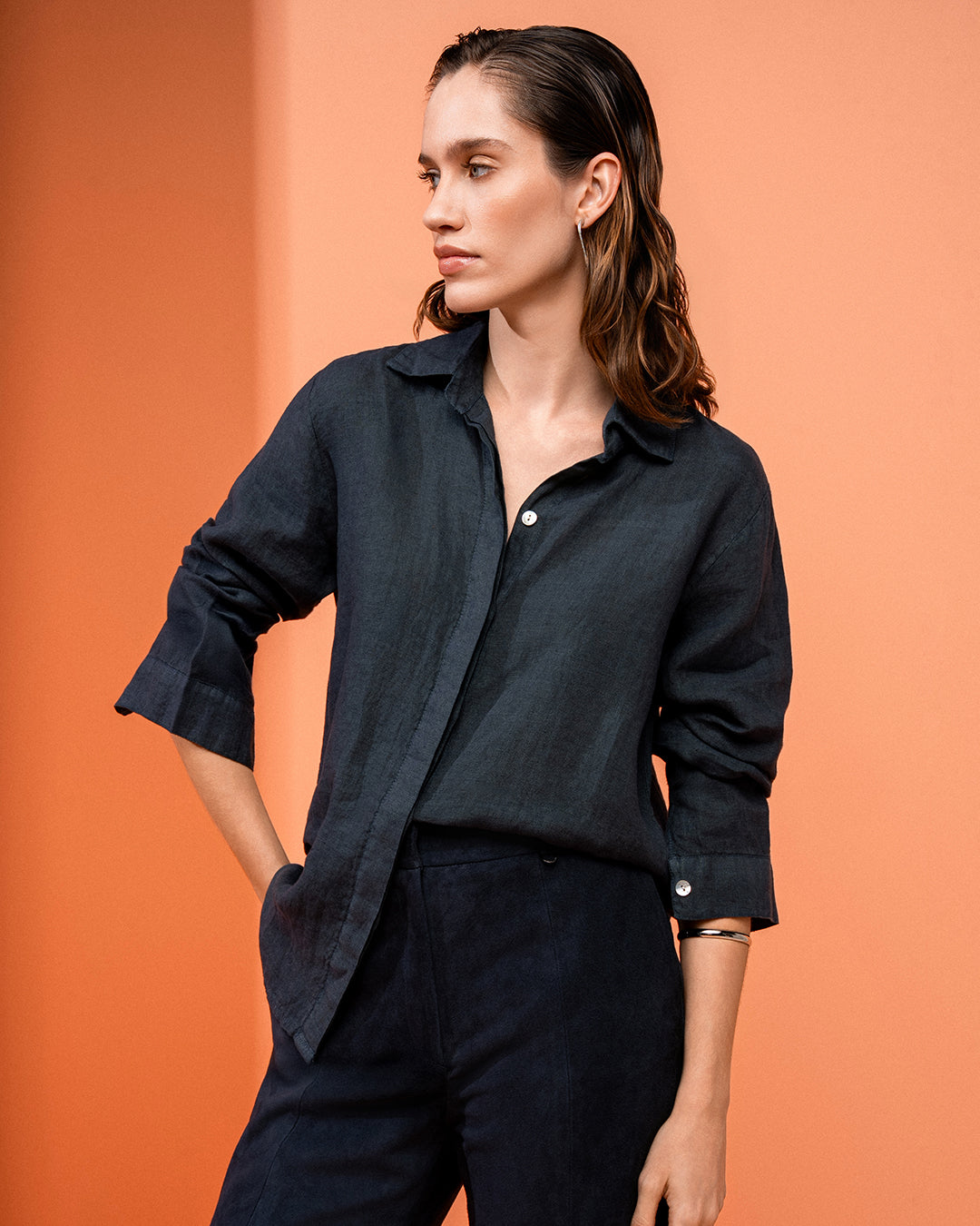 CAMISA CLASSIC MADRE REINA LINHO AZUL MARINE