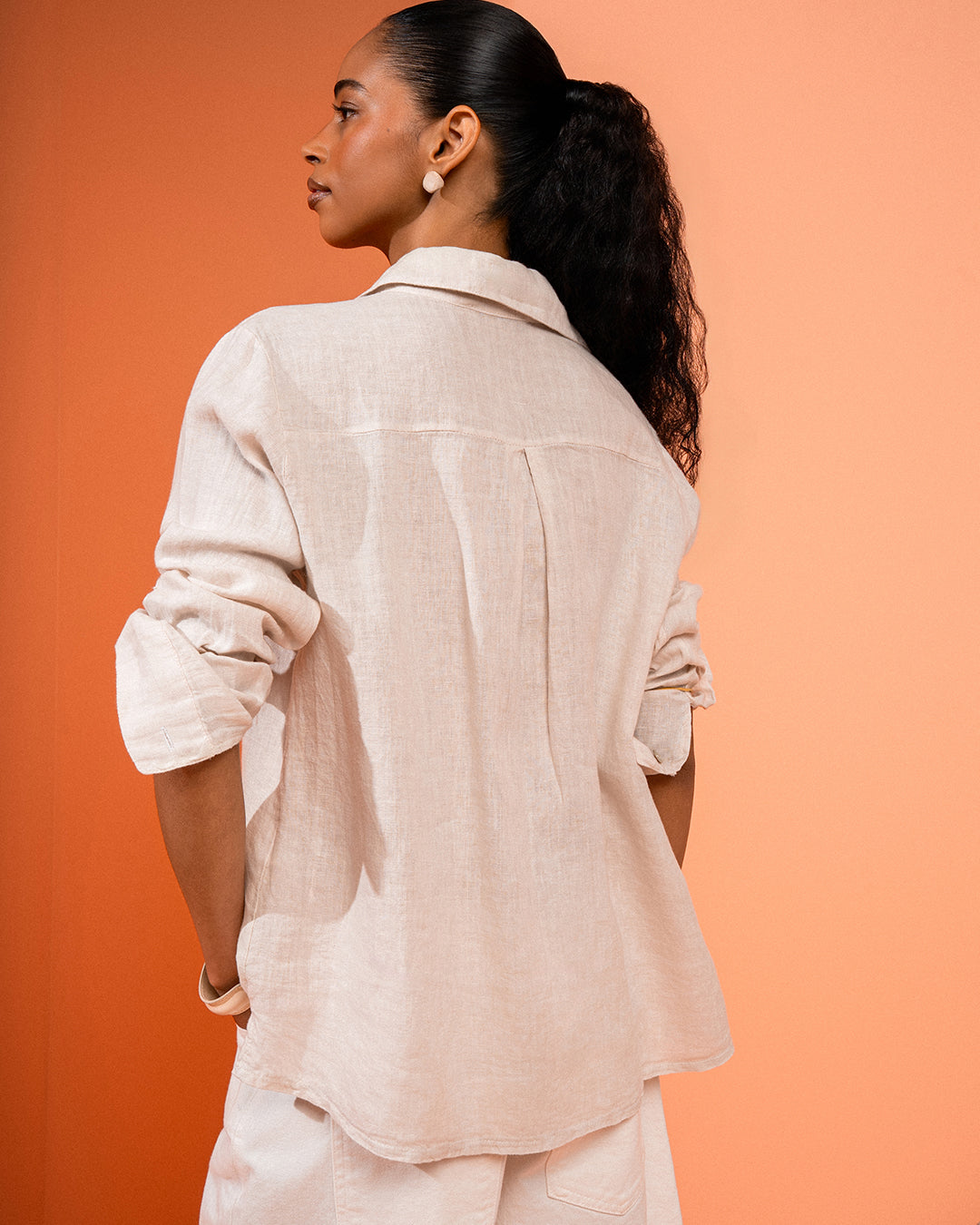 CAMISA CLASSIC MADRE REINA LINHO CREMA
