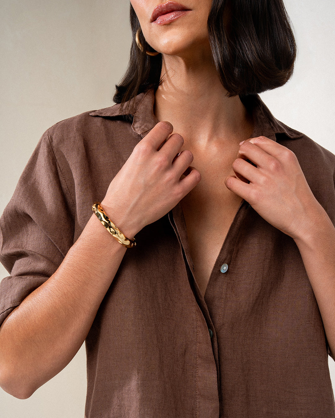 CAMISA CLASSIC MADRE REINA LINHO MADEIRA