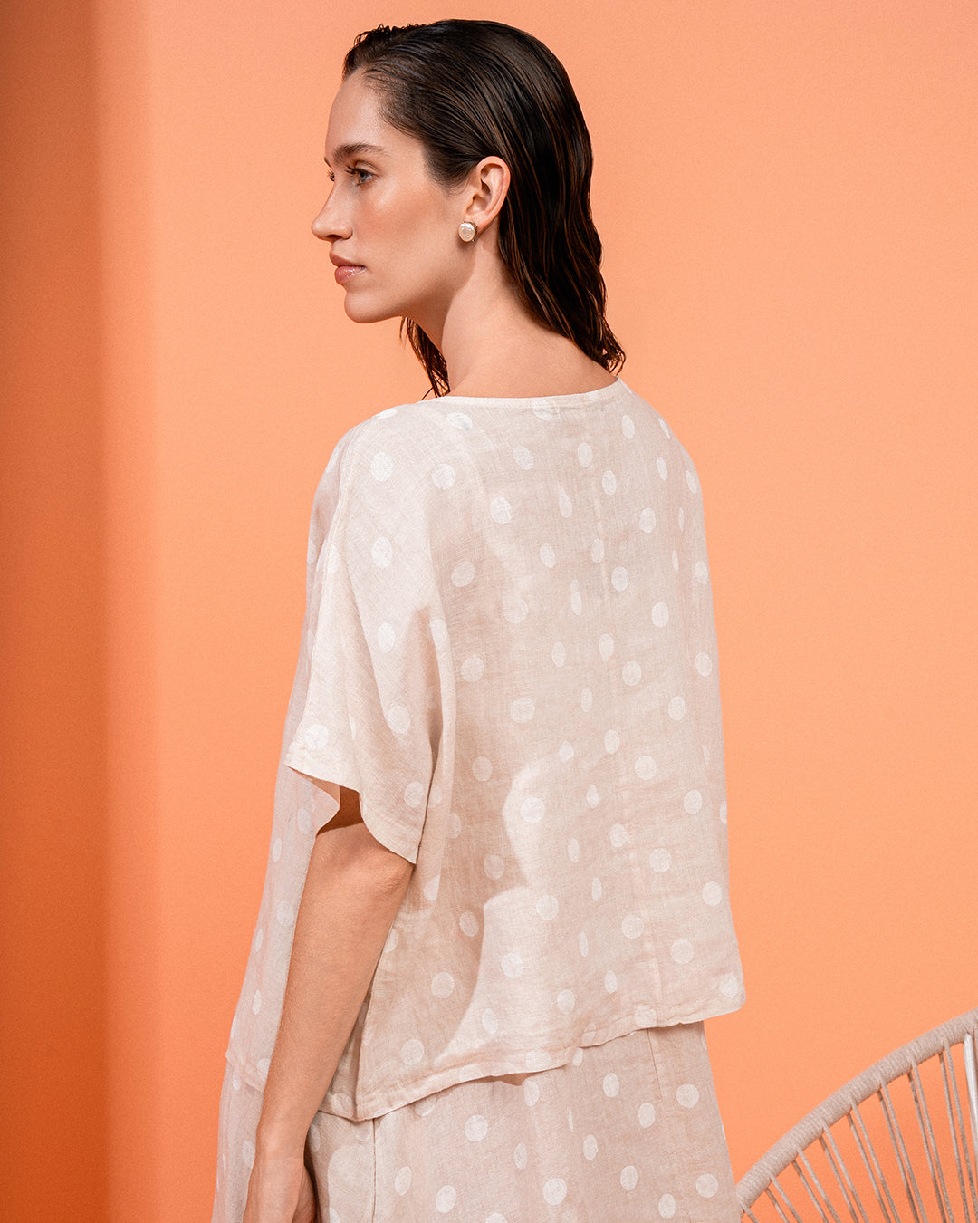 BLUSA POÁ MADRE REINA LINHO CREMA