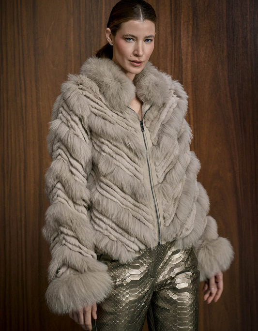 CASACO ELIZABETH REVERSÍVEL MADRE REINA PELE FENDI