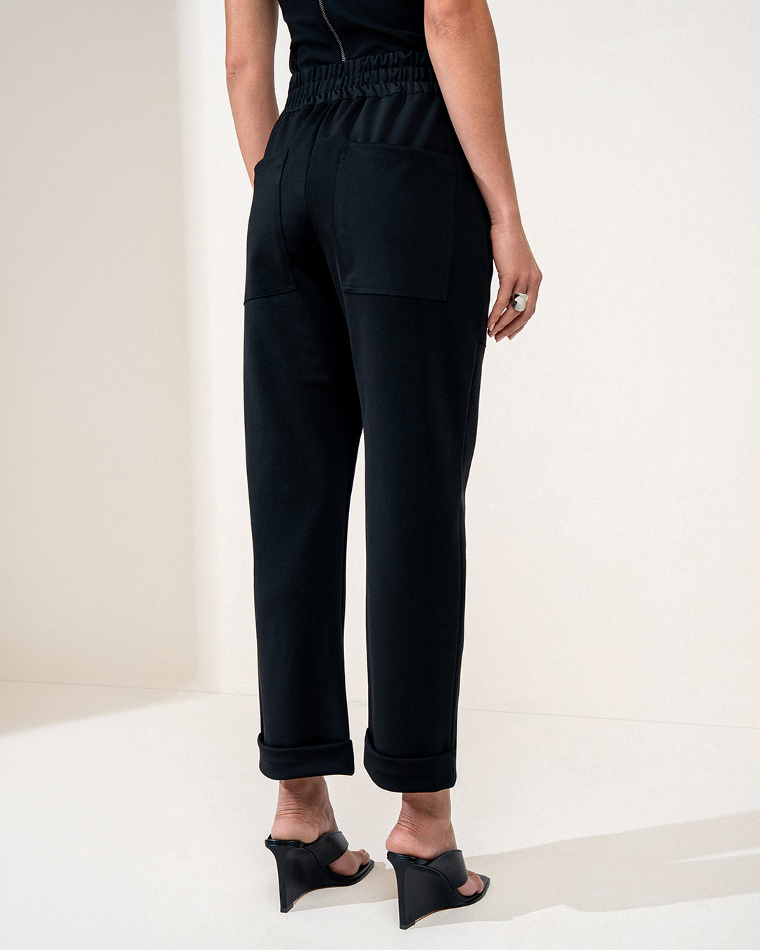 CALÇA ALANIS MADRE REINA MALHA BLOCK PRETO