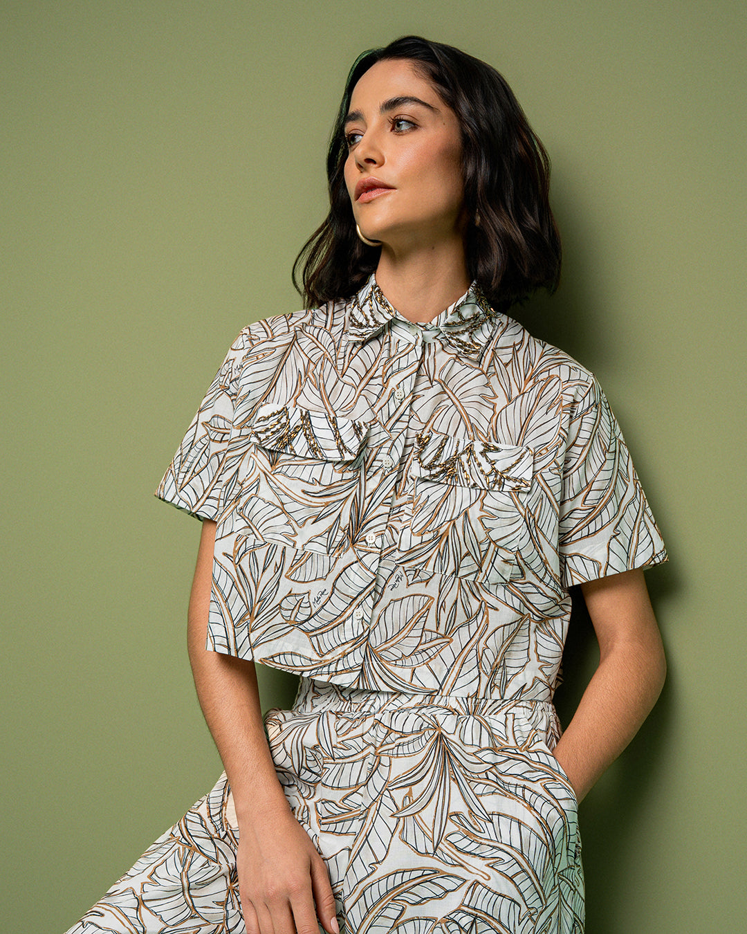CAMISA LEAF MANGA CURTA MADRE REINA SEDA EST. LEAF