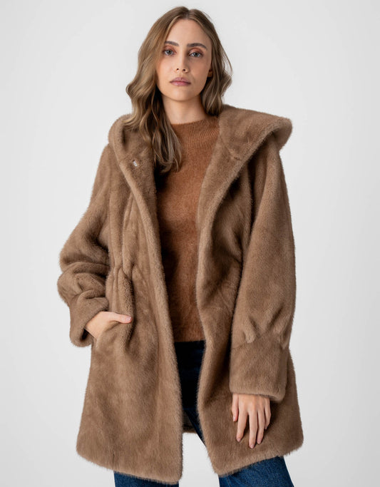 CASACO REBECA MADRE REINA LIKE FUR TAUPE