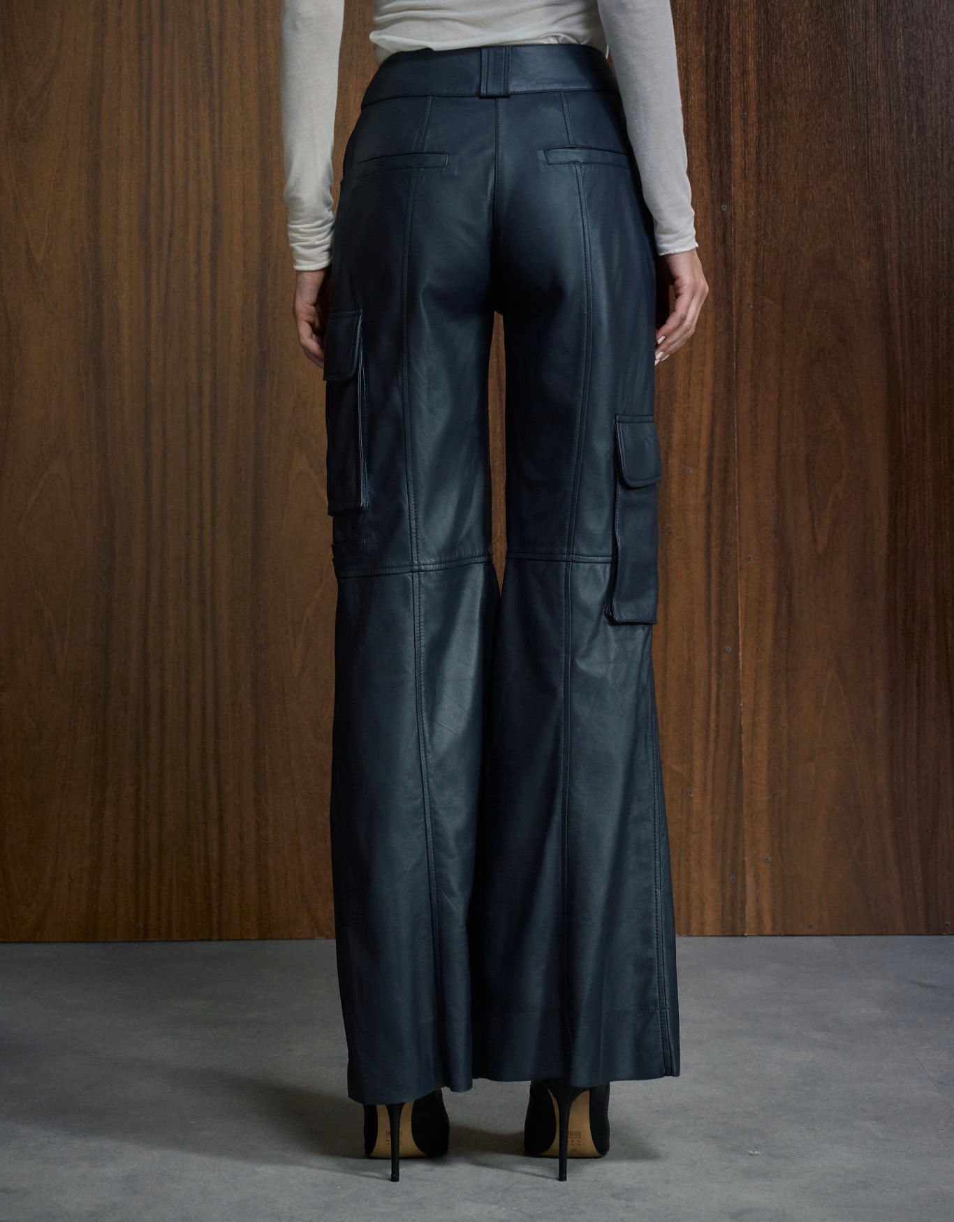 CALÇA HELO MADRE REINA COURO AZUL MARINE