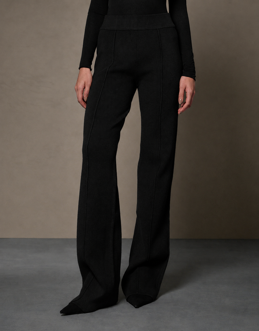 CALÇA RETA MADRE REINA TRICOT PRETO