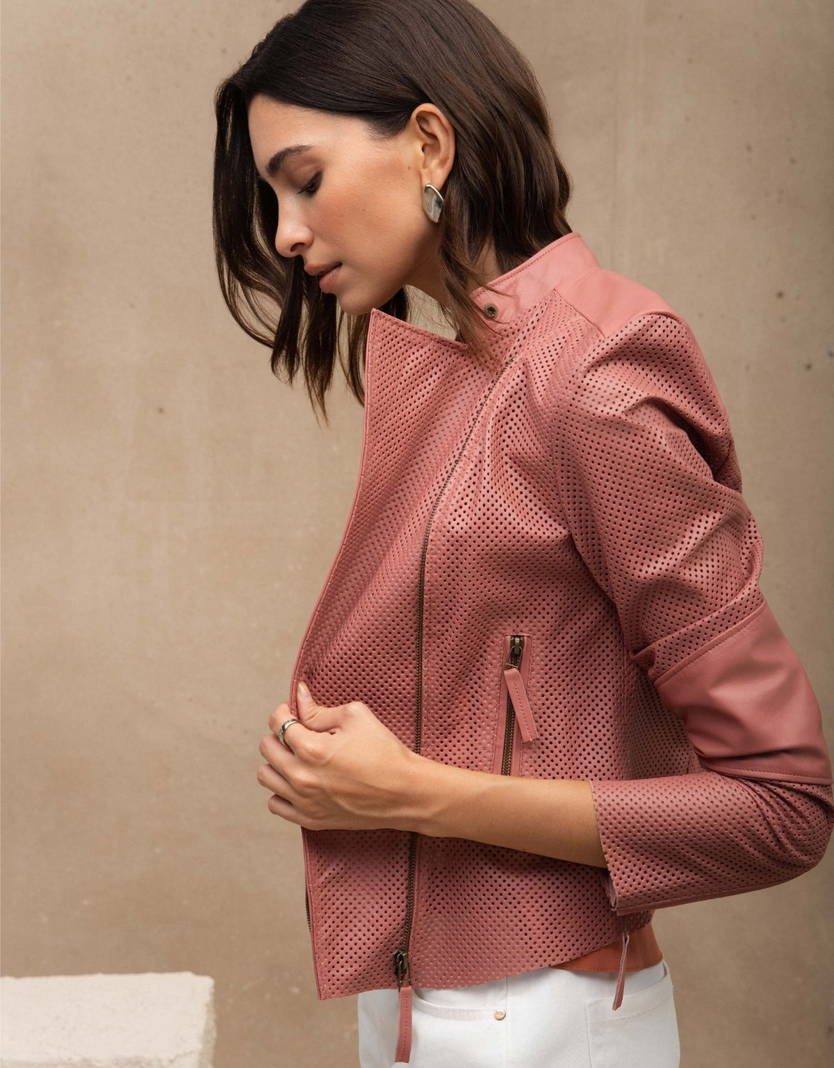 JAQUETA SUMMER MADRE REINA COURO ROSA ROMÃ