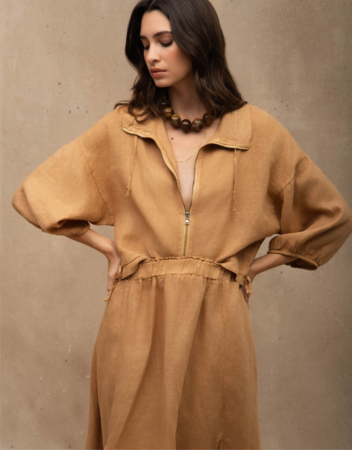 SAIA NINA MADRE REINA LINHO CAQUI