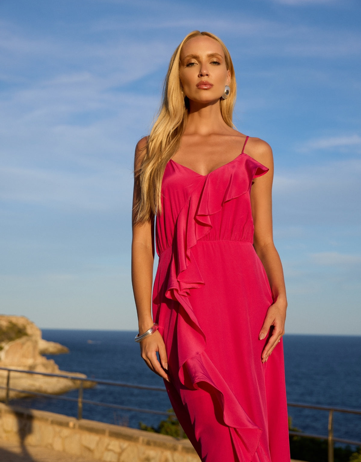 VESTIDO AMANDA MADRE REINA SEDA ROSA BLOOM