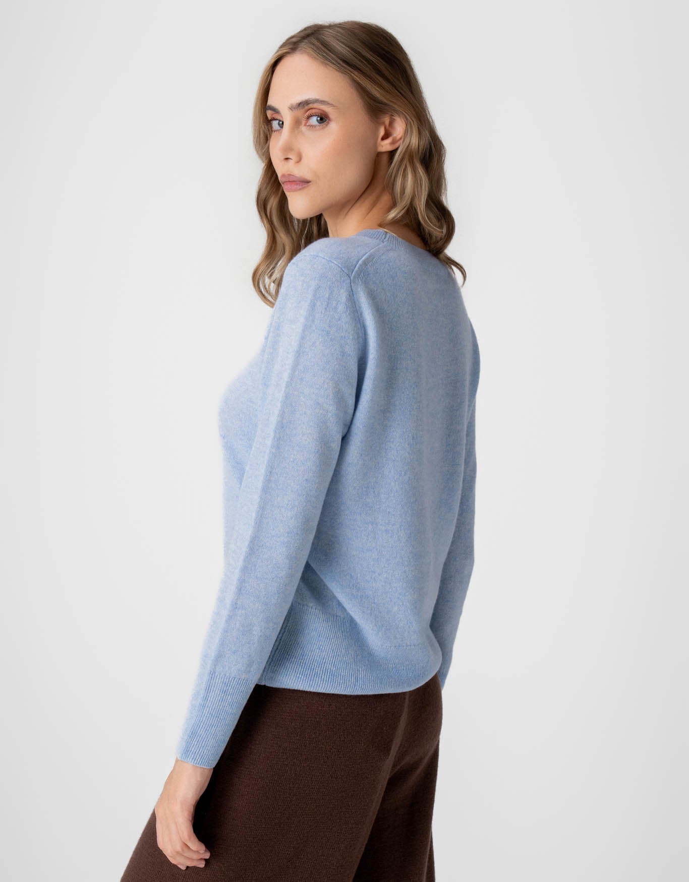 BLUSA GOLA CARECA CASHMERE AZUL LAVANDA
