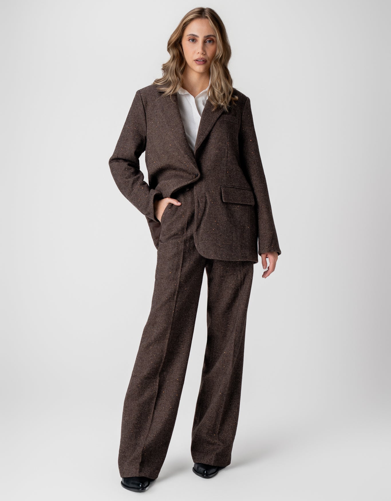 CALCA BABI MADRE REINA CAFÉ