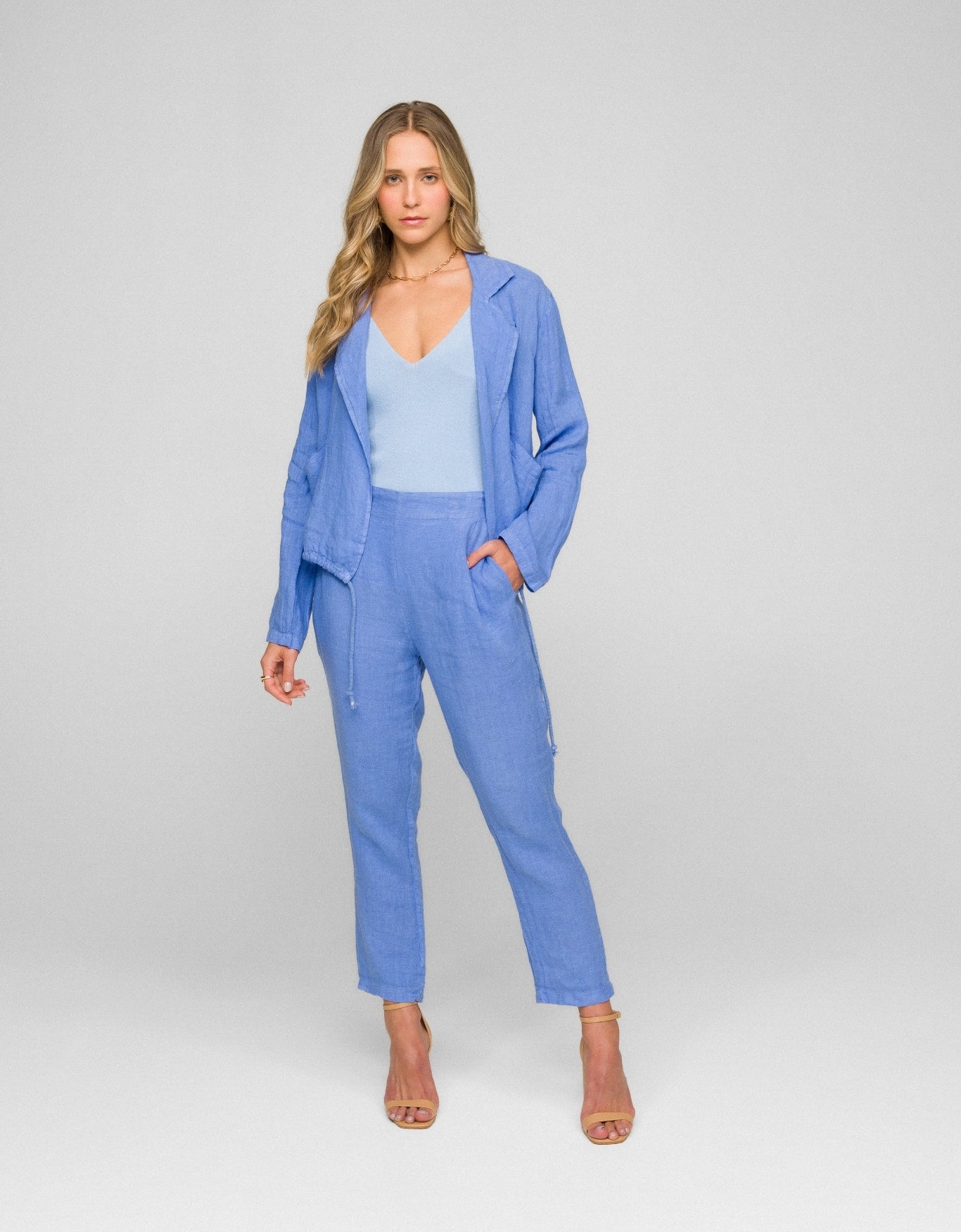 BLAZER EDUARDA MADRE REINA LINHO AZUL LAVANDA