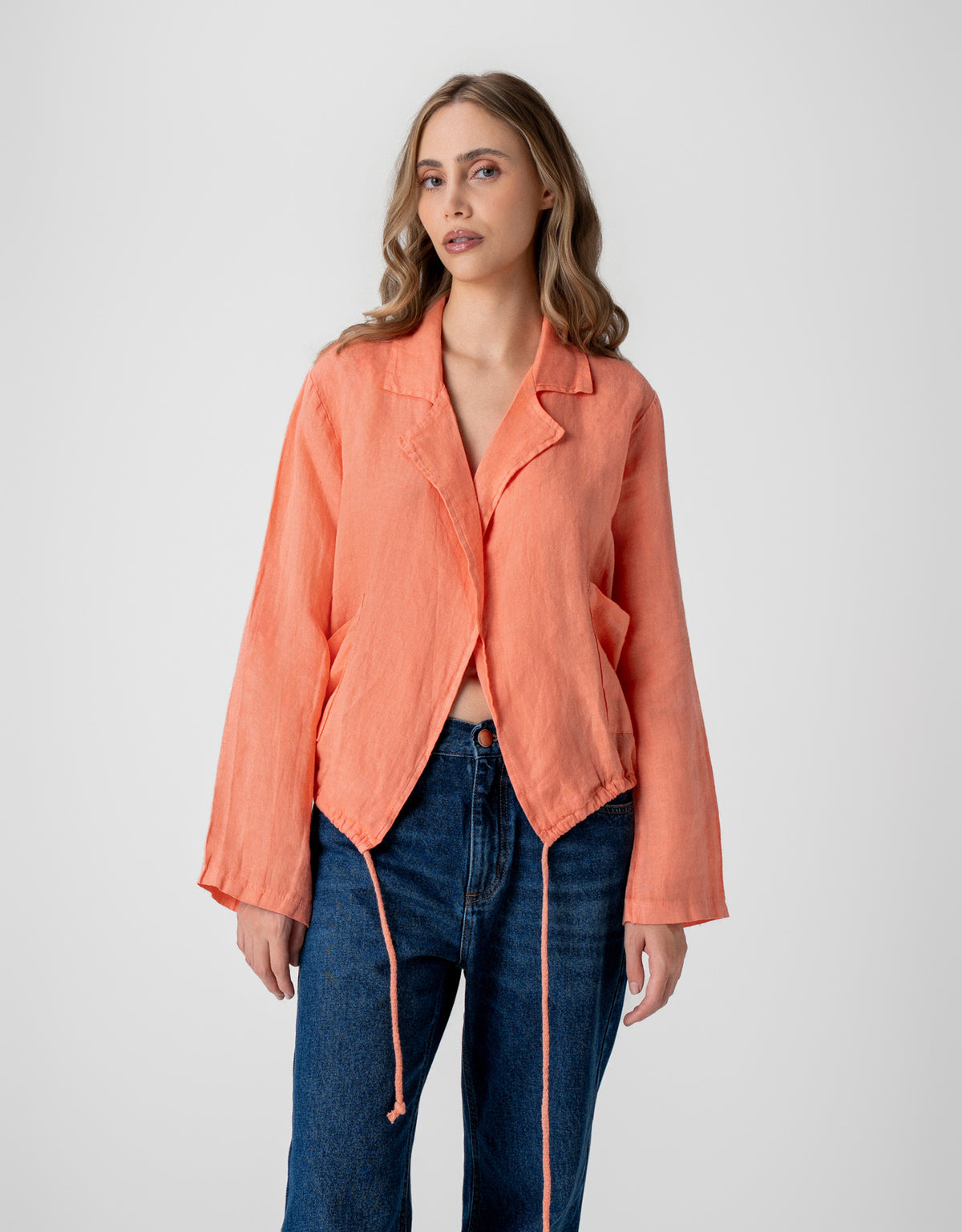 BLAZER EDUARDA MADRE REINA LINHO LARANJA PITANGA