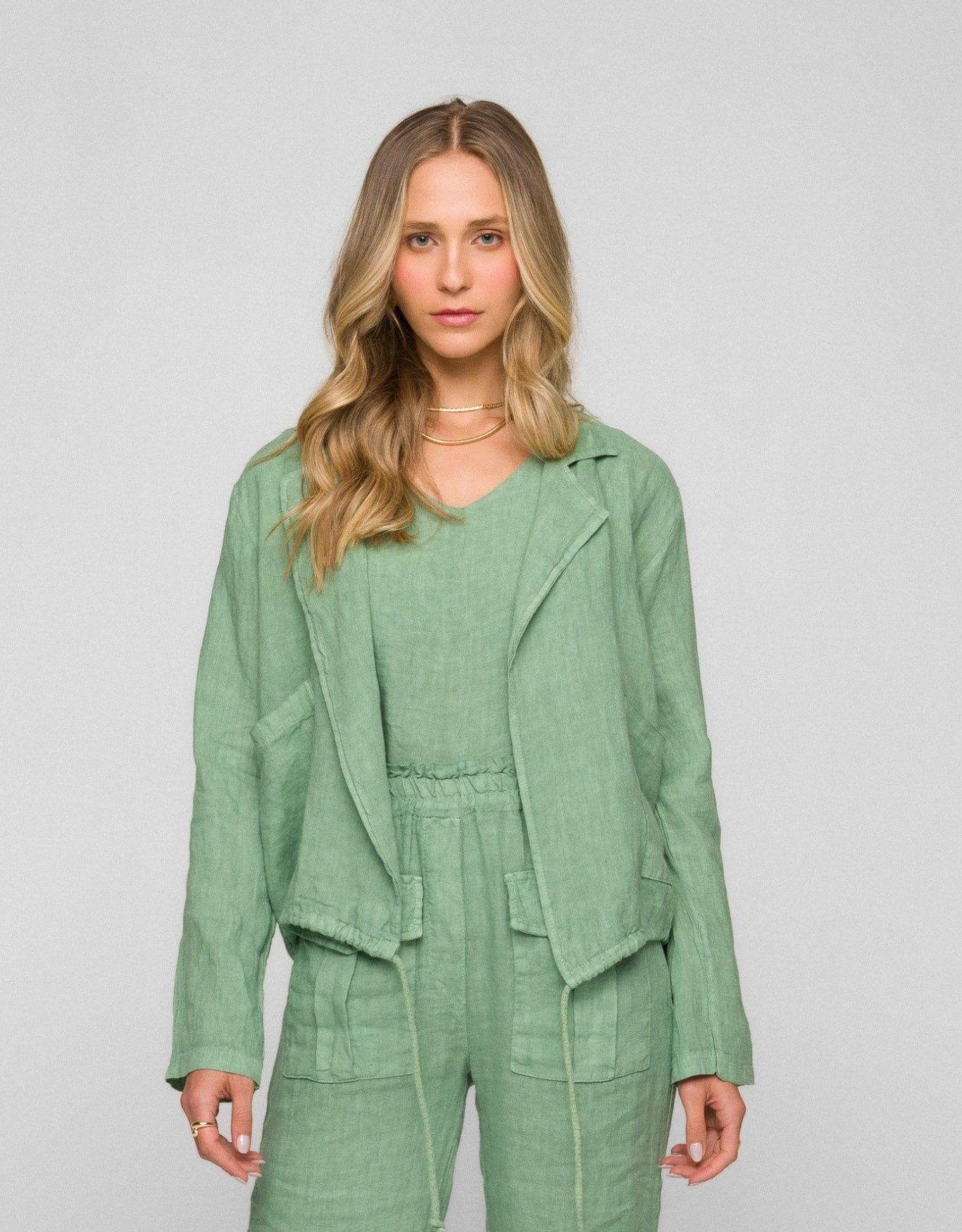 BLAZER EDUARDA MADRE REINA LINHO VERDE MENTA