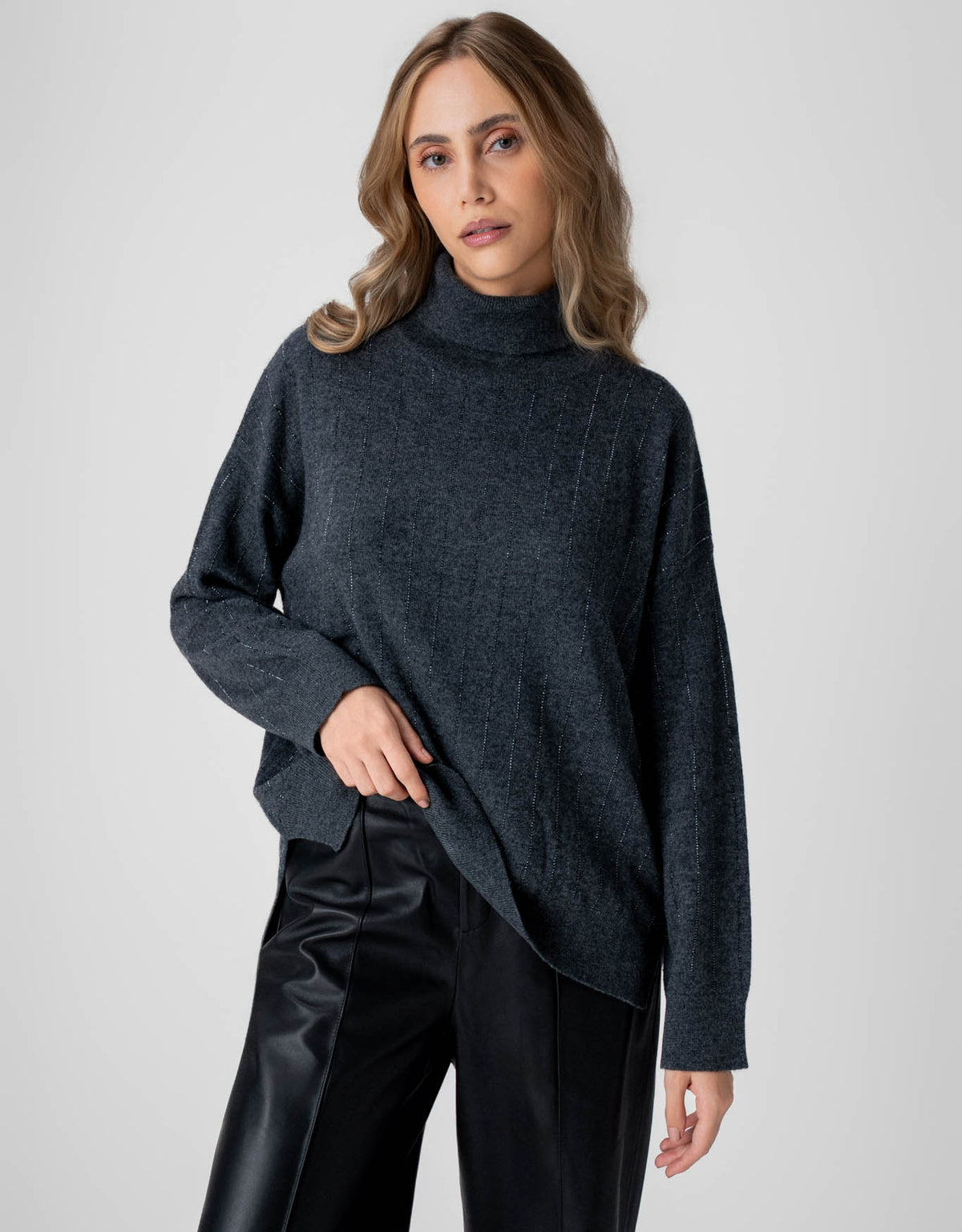 BLUSA ELIS TRICOT MADRE REINA CASHMERE CINZA ESCURO