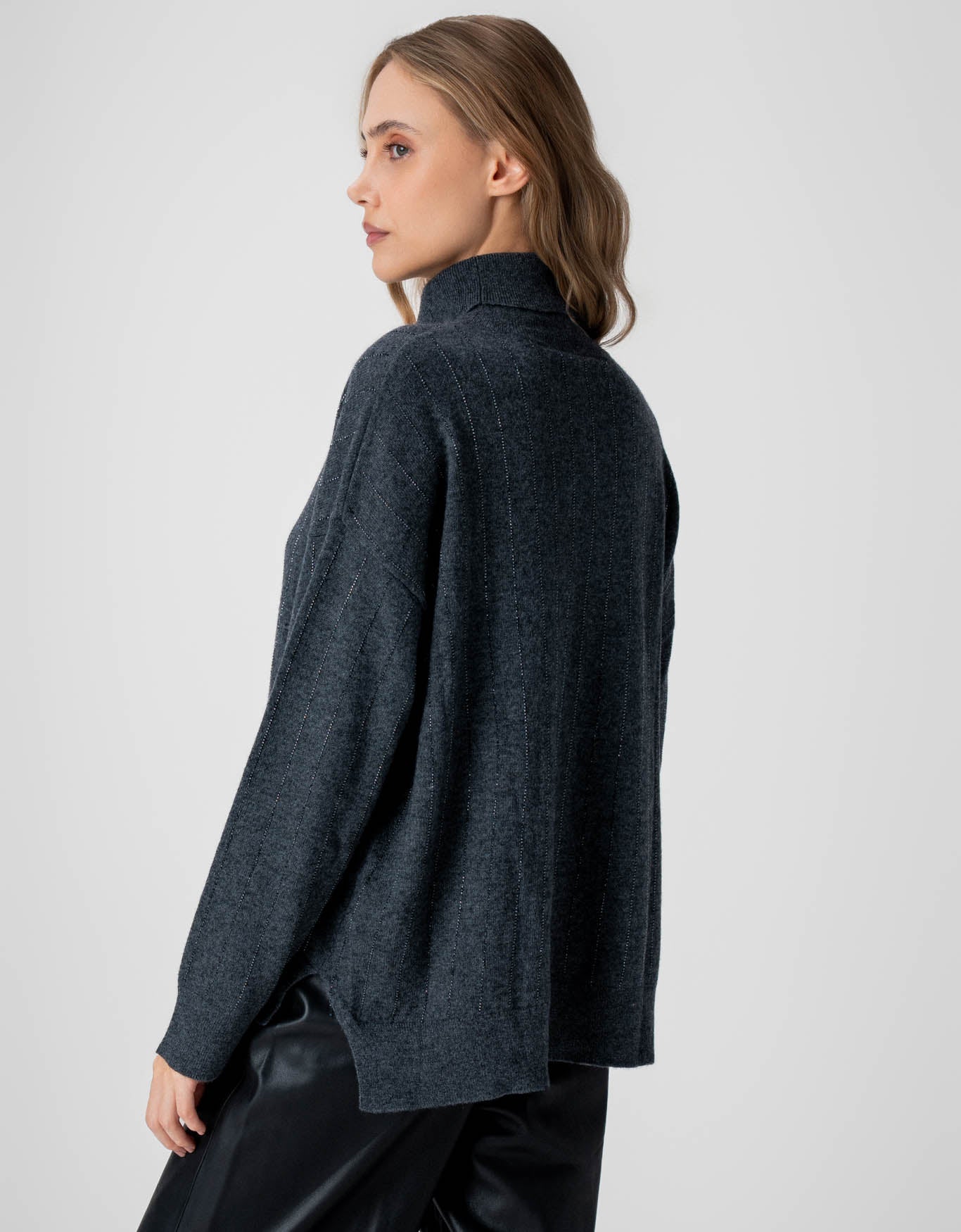 BLUSA ELIS TRICOT MADRE REINA CASHMERE CINZA ESCURO