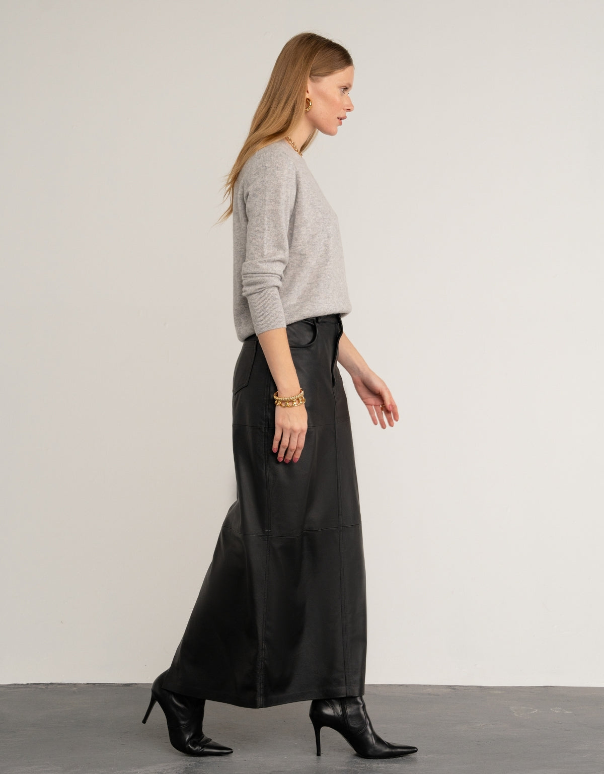 BLUSA GOLA REDONDA EM CASHMERE CINZA MESCLA