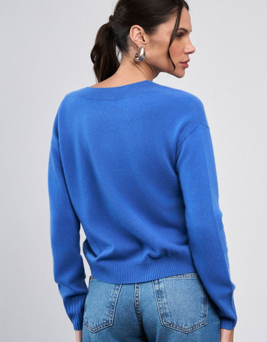 BLUSA GOLA V MADRE REINA CASHMERE DANUBE