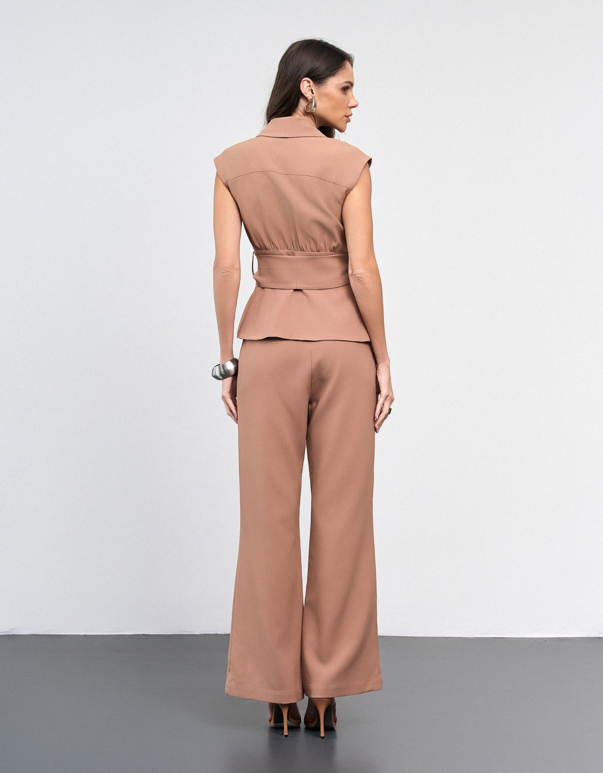 BLUSA MALU MADRE REINA ALFAIATARIA MOCCA