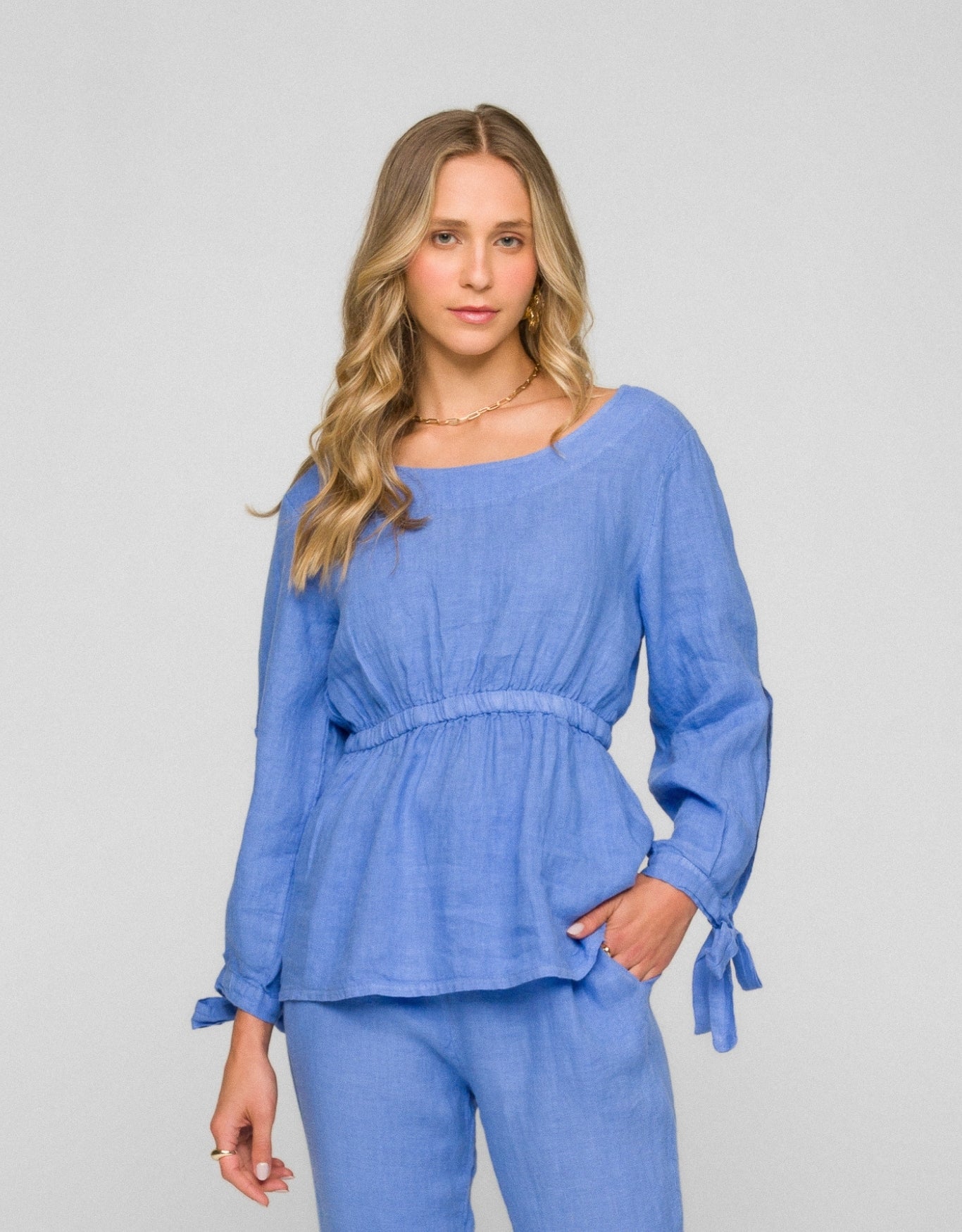 BLUSA MANU MADRE REINA LINHO AZUL LAVANDA