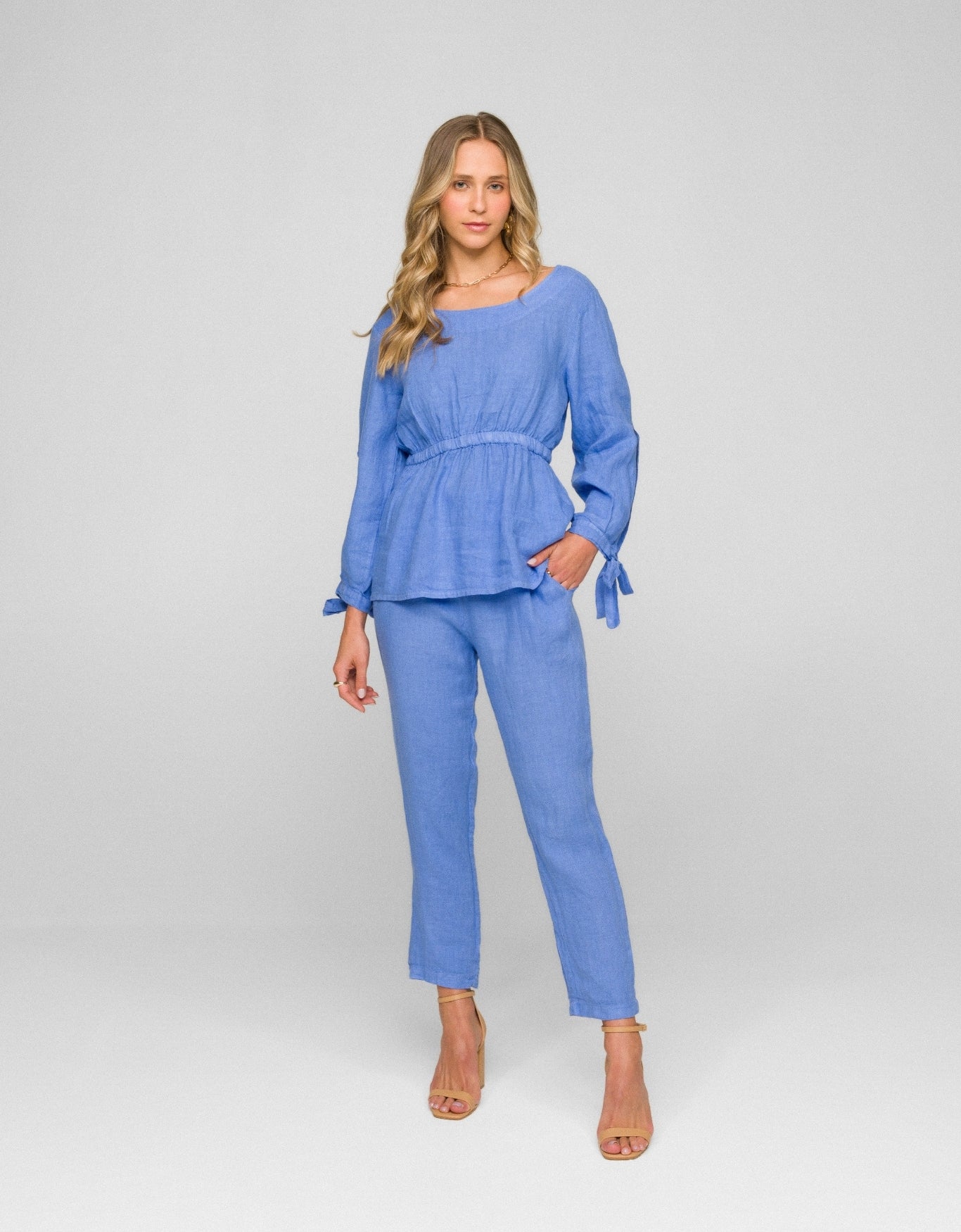 BLUSA MANU MADRE REINA LINHO AZUL LAVANDA