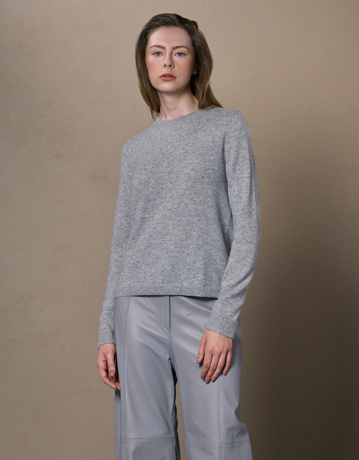 BLUSA MARIAH MADRE REINA CASHMERE CINZA ESTANHO