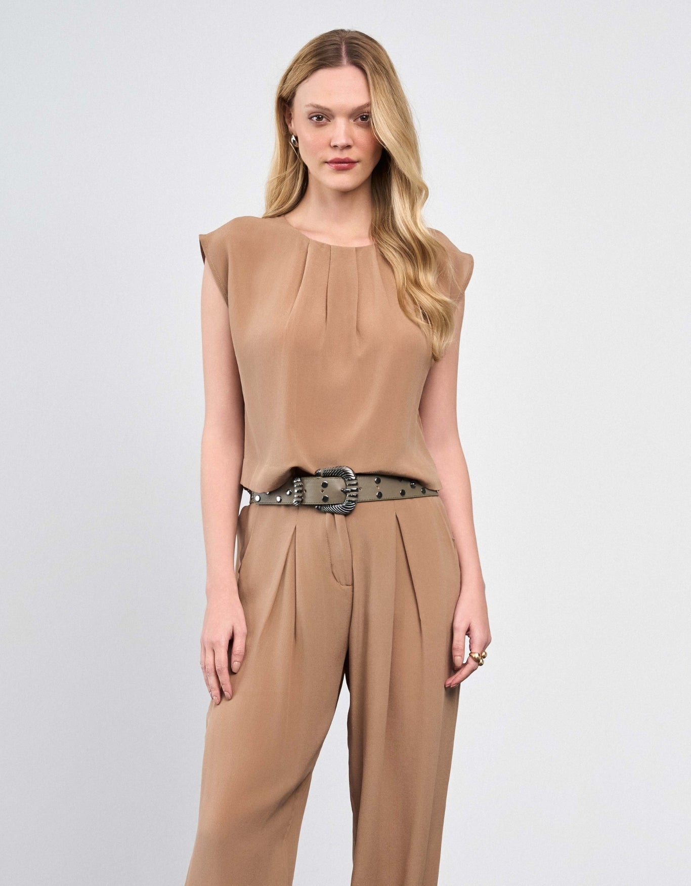 BLUSA MELINA MADRE REINA SEDA MOCCA