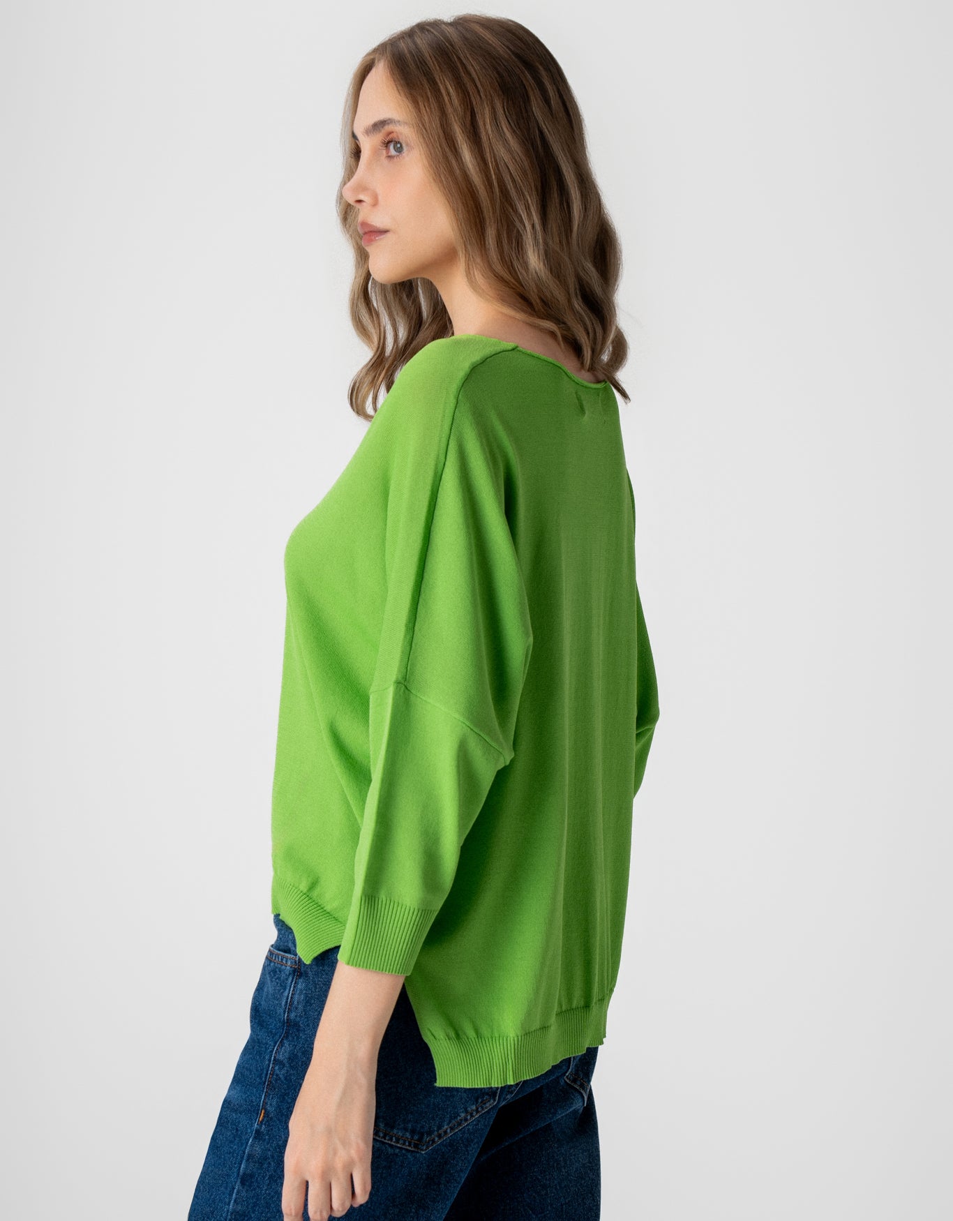 BLUSA OVER MADRE REINA TRICOT VERDE LEAF