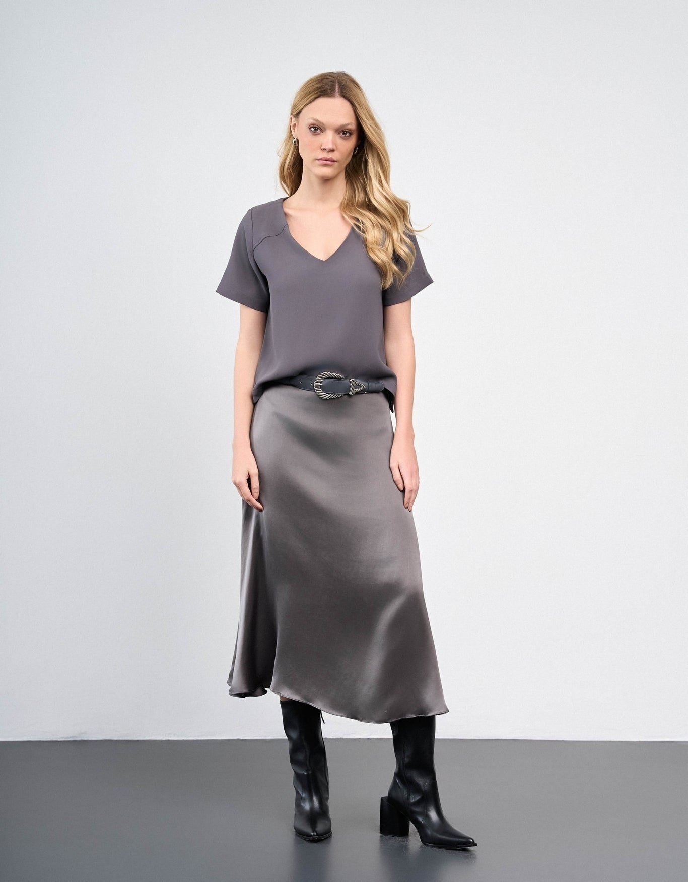 BLUSA RENATA MADRE REINA DARK GRAY