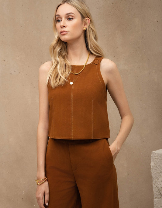 BLUSA VITÓRIA MADRE REINA CHAMOIS CARAMELO