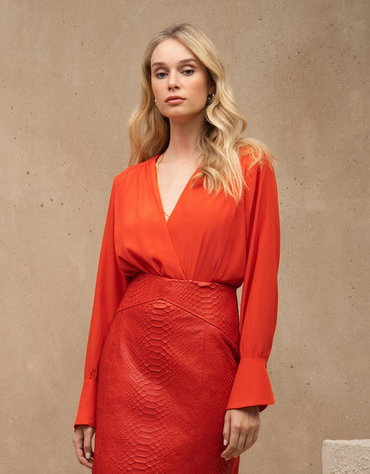 BODY SIENA MADRE REINA SILK VERMELHO TOMATE