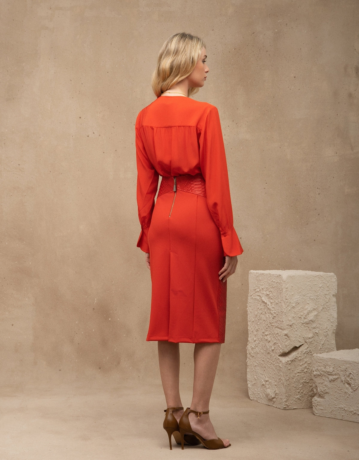 BODY SIENA MADRE REINA SILK VERMELHO TOMATE