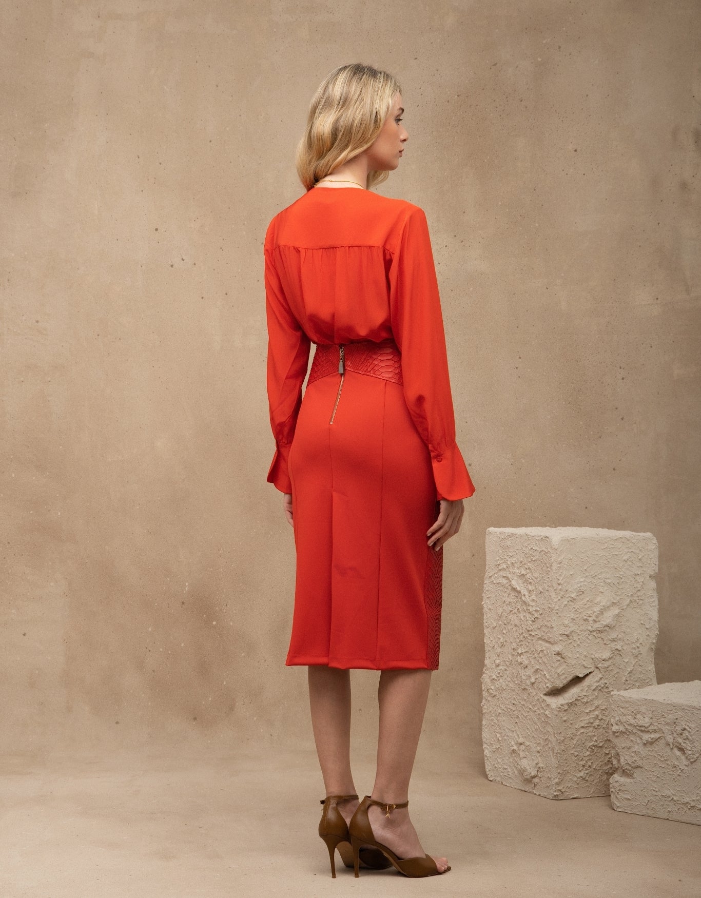 BODY SIENA MADRE REINA SILK VERMELHO TOMATE